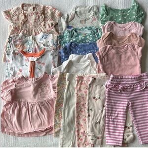 6 Months Girls Bundle 
17 pieces